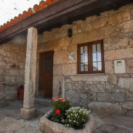 Casas Da Lagarica Gæstehus