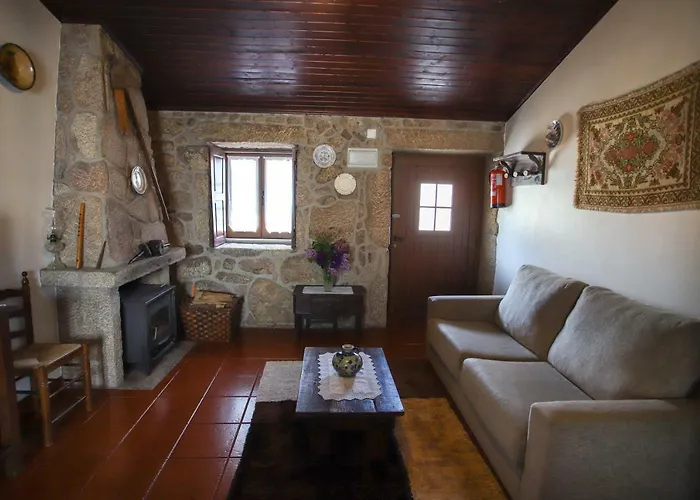 Pensionat Casas Da Lagarica *